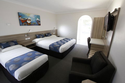 Aston Motel Yamba - Holiday Cairns 1