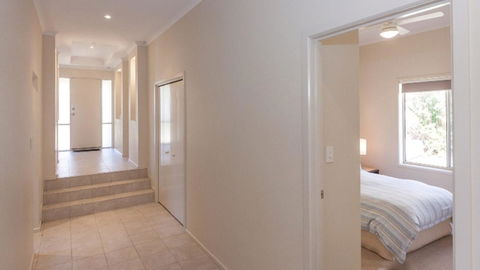 Golfers Paradise (18th Tee) - 52 Huntingdale Drive - Holiday Cairns 17