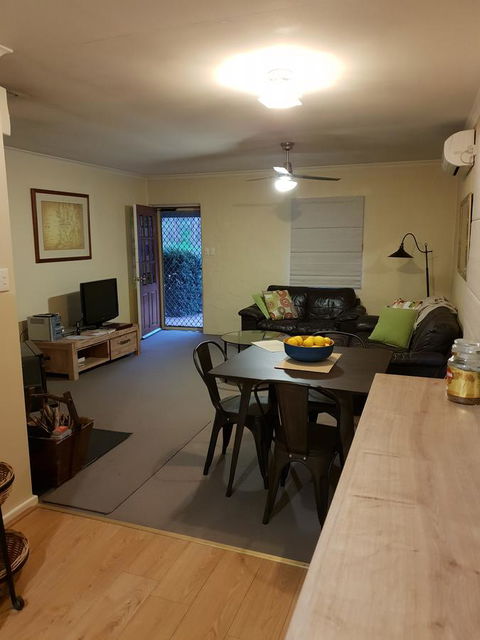 Donnybrook Cottages - Hutt River - Holiday Cairns 3