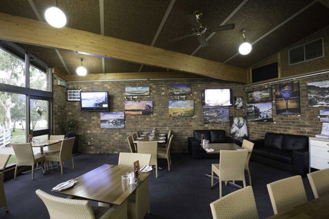 Mannum Motel - Holiday Cairns 2