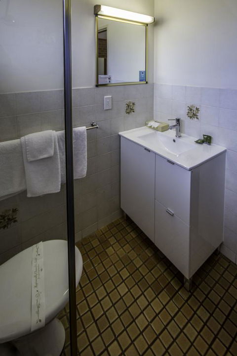 Mannum Motel - Holiday Cairns 19