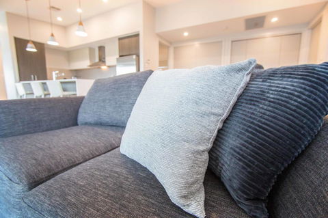 Wellington Lake Retreat - Holiday Cairns 5