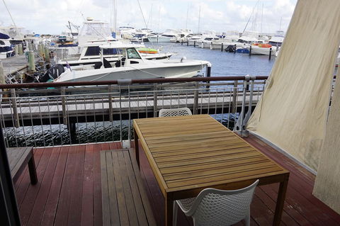 Oceanside 23 - Holiday Cairns 20