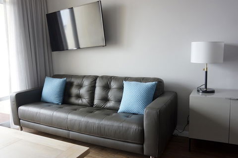 Oceanside 23 - Holiday Cairns 8