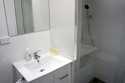 Oceanside 23 - Holiday Cairns 15