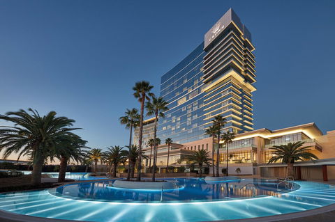 Crown Towers Perth - Holiday Cairns 0