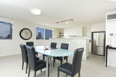Sevan Apartments Forster - Holiday Cairns 4