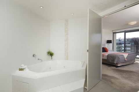 Sevan Apartments Forster - Holiday Cairns 12
