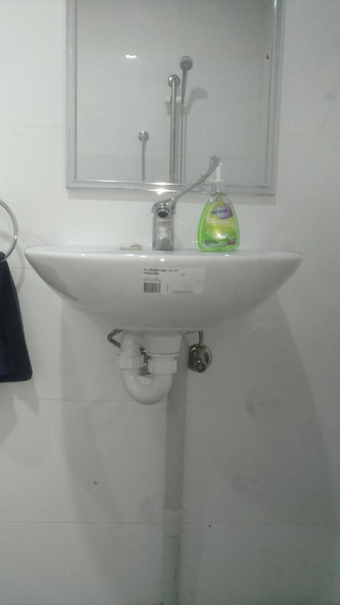 Perth City Backpackers Hostel - Note - Valid Passport Required To Check In - Holiday Cairns 17
