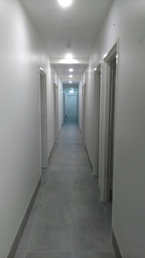 Perth City Backpackers Hostel - Note - Valid Passport Required To Check In - Holiday Cairns 25