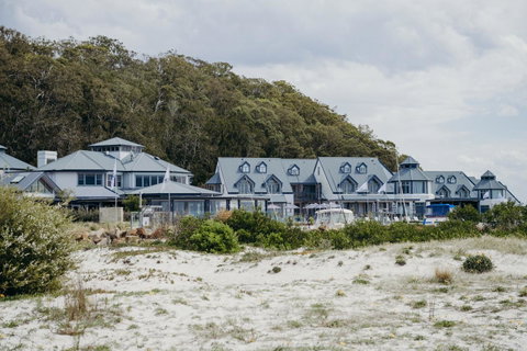 Anchorage Port Stephens - Holiday Cairns 4