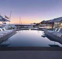 Anchorage Port Stephens - Holiday Cairns