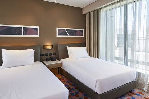 Doubletree By Hilton Perth Northbridge - Holiday Cairns 1