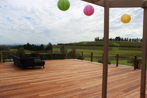 Grapevines Boutique Accommodation - Holiday Cairns 9