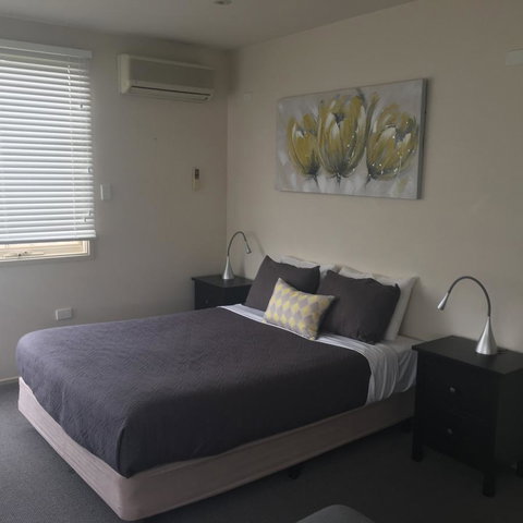 Grapevines Boutique Accommodation - Holiday Cairns 10