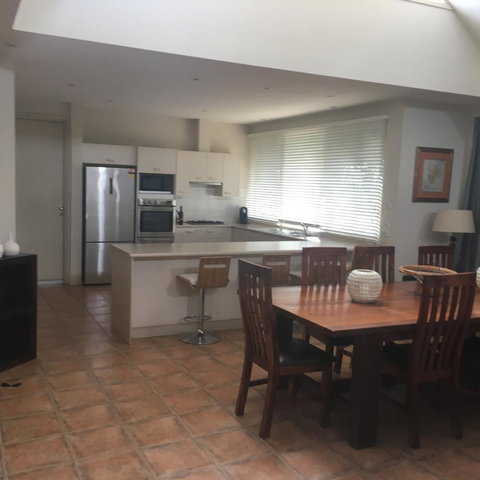 Grapevines Boutique Accommodation - Holiday Cairns 3