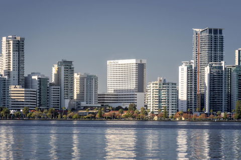 Pan Pacific Perth - Holiday Cairns 0