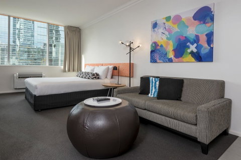 Oaks Perth Hotel - Holiday Cairns 7