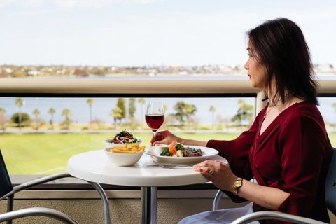 Crowne Plaza Perth, An IHG Hotel - Holiday Cairns 9
