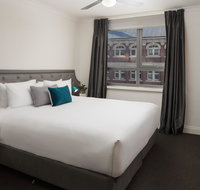 Pensione Hotel Perth - Holiday Cairns