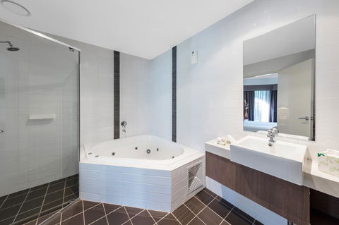Hunter Gateway Motel - Holiday Cairns 28