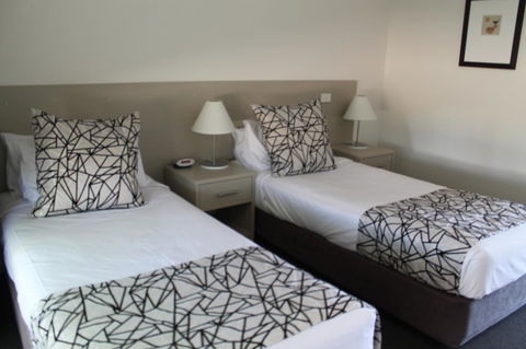 Hunter Gateway Motel - Holiday Cairns 12