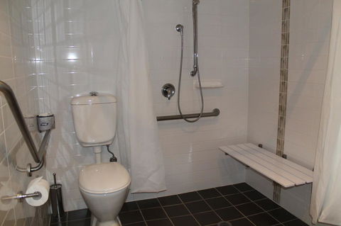 Hunter Gateway Motel - Holiday Cairns 14