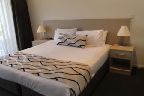 Hunter Gateway Motel - Holiday Cairns 11