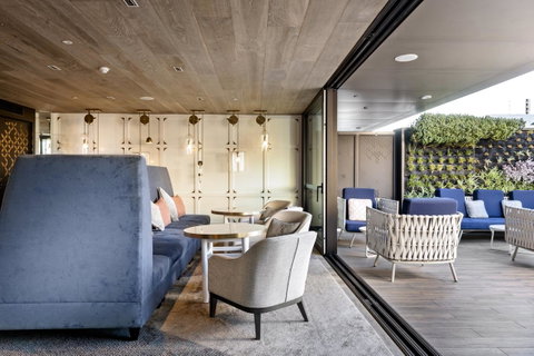 InterContinental Perth City Centre, An IHG Hotel - Holiday Cairns 2