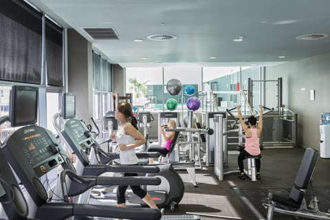 Fraser Suites Perth - Holiday Cairns 2