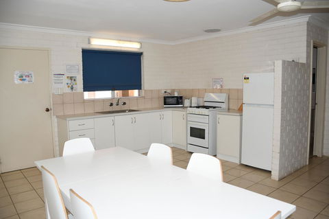 Kalbarri Seafront Villas - Holiday Cairns 21