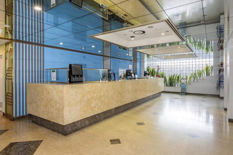 Quality Hotel Ambassador Perth - Holiday Cairns 2