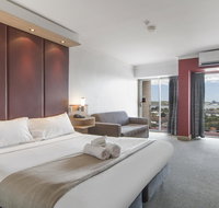 Metro Hotel Perth - Holiday Cairns