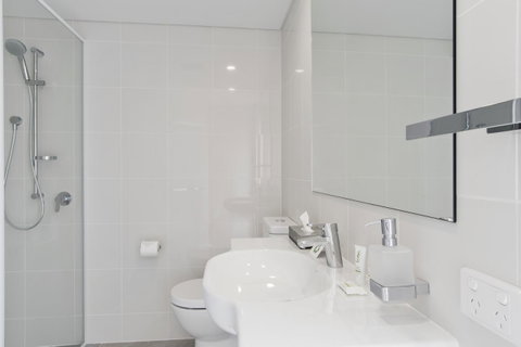 Metro Hotel Perth - Holiday Cairns 2