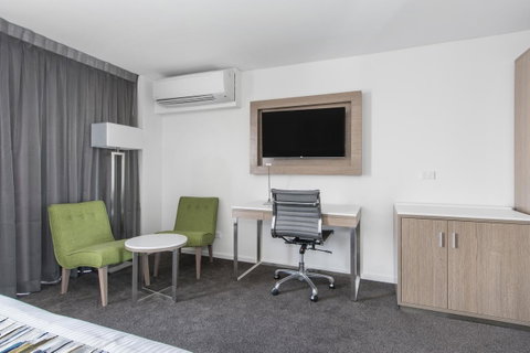 Metro Hotel Perth - Holiday Cairns 21