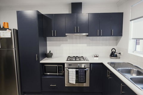 FortyTwo - Oceanside Retreat Busselton - Holiday Cairns 1