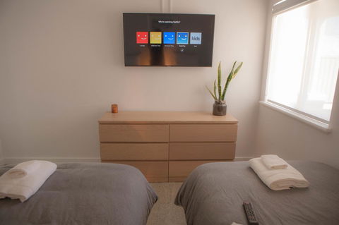 FortyTwo - Oceanside Retreat Busselton - Holiday Cairns 21