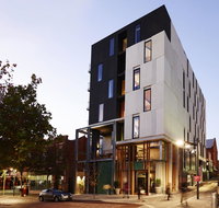 Alex Hotel - Holiday Cairns