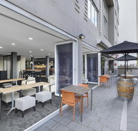 Rendezvous Hotel Perth Central - Holiday Cairns