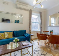 Heritage Townhouse Near Harbour Bridge - Holiday Cairns
