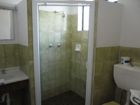 Ben Chifley Motor Inn - Holiday Cairns 42