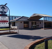 Ben Chifley Motor Inn - Holiday Cairns