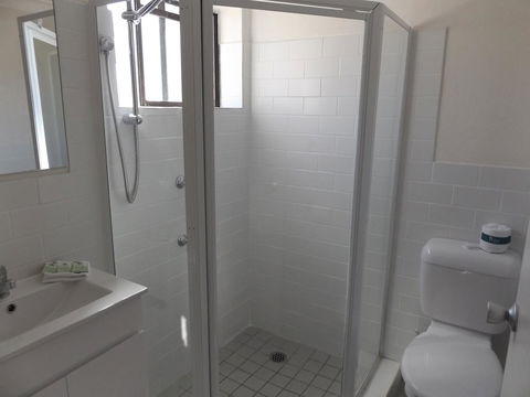 Ben Chifley Motor Inn - Holiday Cairns 23