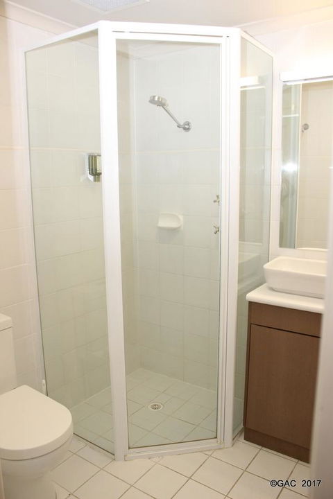 Mollymook Cove Apartments - Holiday Cairns 36