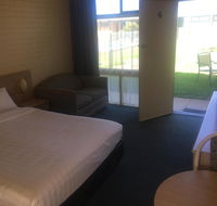 Junee Motor Inn - Holiday Cairns