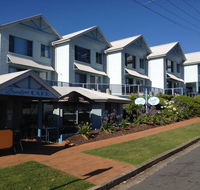 Breakers Apartments - Holiday Cairns