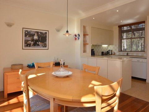 Villa 2br Prosecco Villa Located Within Cypress Lakes Resort - Holiday Cairns 7