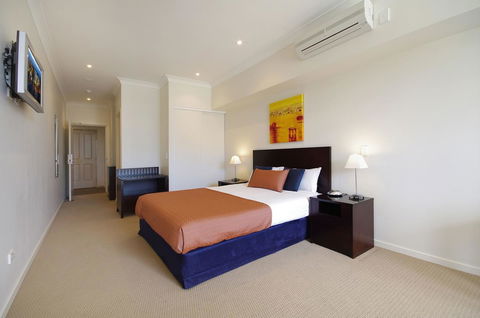 Macquarie Waters Boutique Apartment Hotel - Holiday Cairns 26
