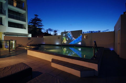 Macquarie Waters Boutique Apartment Hotel - Holiday Cairns 14