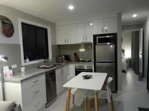 Sweet Spot Shellharbour - Holiday Cairns 5